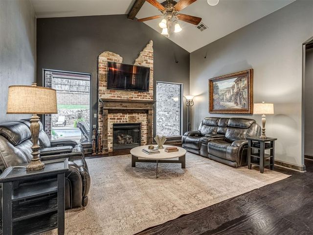 3450 Sarah Drive, Newcastle, OK 73065