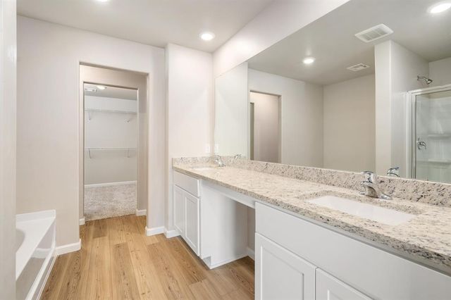 728 Luna Way, Tuttle, OK 73089