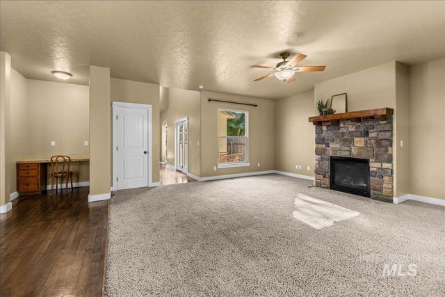 5491 N Beaham Ave, Meridian, ID 83646