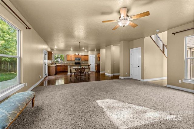 5491 N Beaham Ave, Meridian, ID 83646