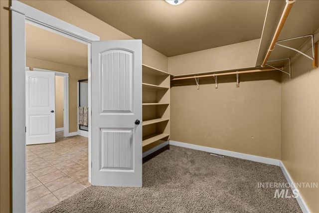 5491 N Beaham Ave, Meridian, ID 83646