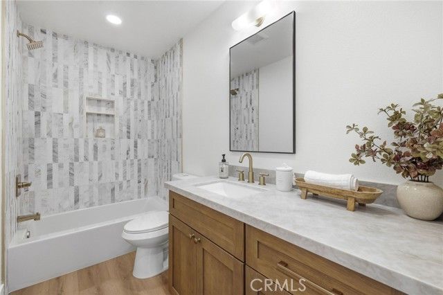 4529 Pepperwood Avenue, Long Beach, CA 90808