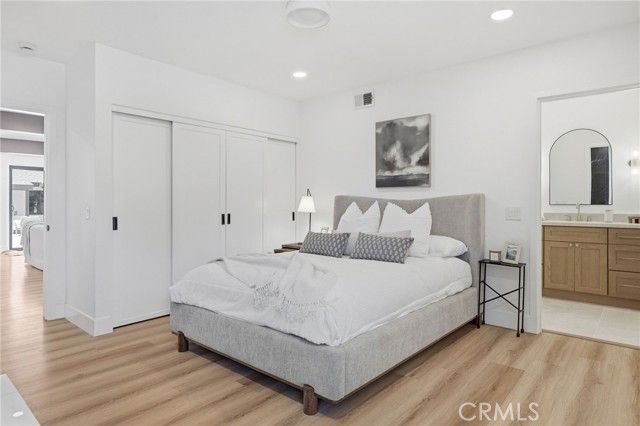 4529 Pepperwood Avenue, Long Beach, CA 90808