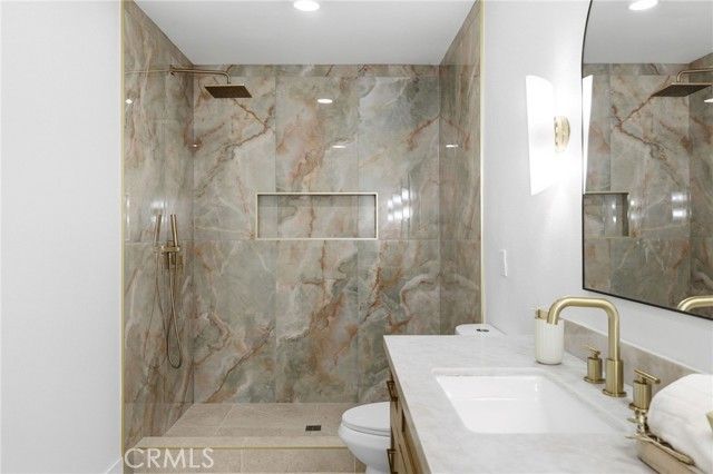 4529 Pepperwood Avenue, Long Beach, CA 90808