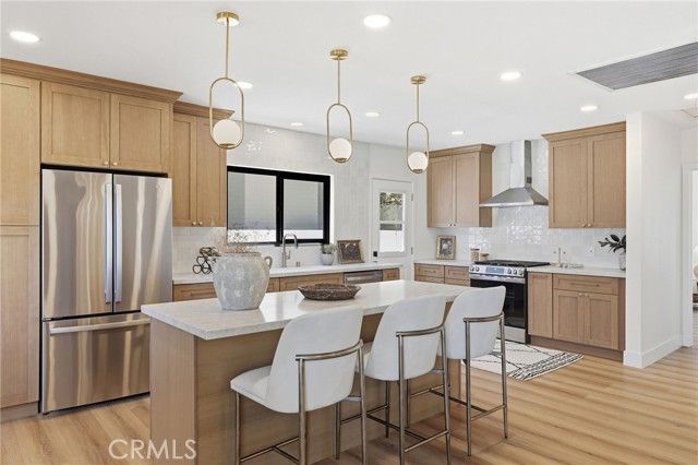 4529 Pepperwood Avenue, Long Beach, CA 90808