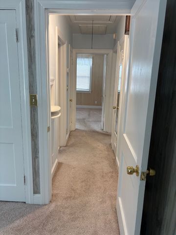 1735 Merritt Dr, Clarksville, TN 37043