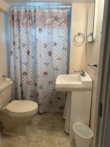 1735 Merritt Dr, Clarksville, TN 37043