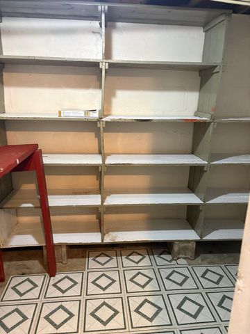 1735 Merritt Dr, Clarksville, TN 37043