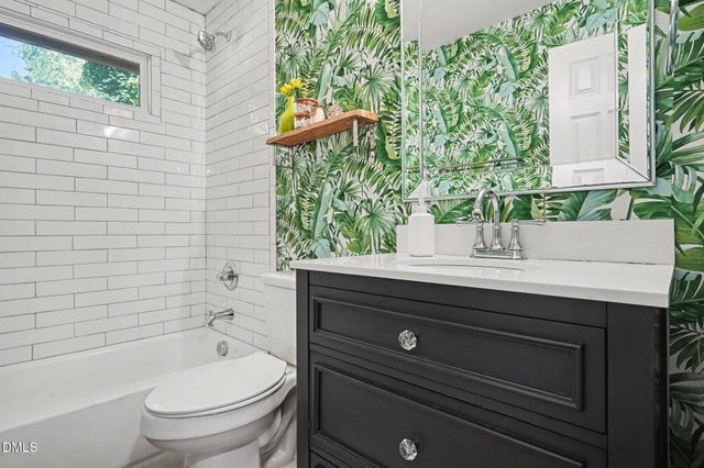 923 Meadowbrook Drive, Garner, NC 27529