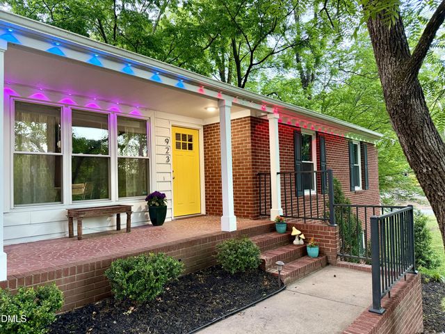 923 Meadowbrook Drive, Garner, NC 27529