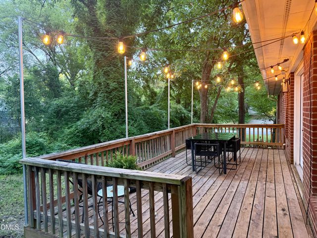 923 Meadowbrook Drive, Garner, NC 27529