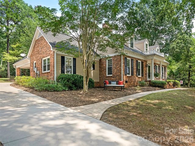 4313 Crossgate Road, Charlotte, NC 28226