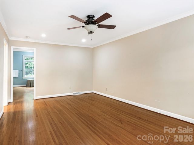 4313 Crossgate Road, Charlotte, NC 28226