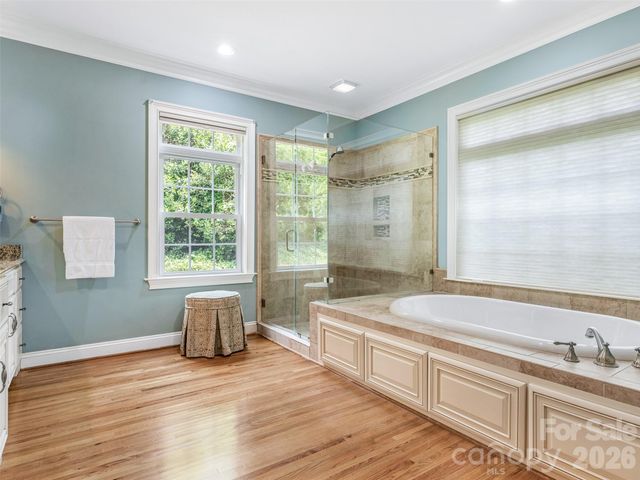 4313 Crossgate Road, Charlotte, NC 28226