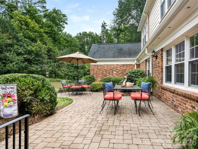 4313 Crossgate Road, Charlotte, NC 28226