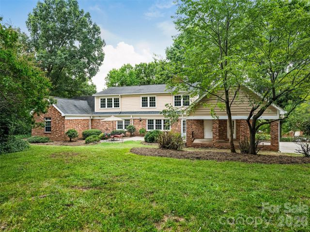 4313 Crossgate Road, Charlotte, NC 28226