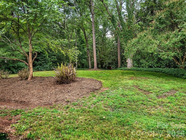 4313 Crossgate Road, Charlotte, NC 28226