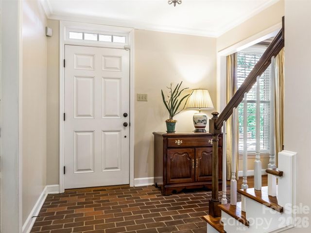 4313 Crossgate Road, Charlotte, NC 28226