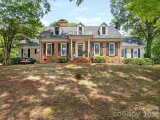 4313 Crossgate Road, Charlotte, NC 28226