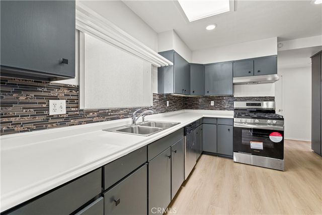 640 Rainier, Hemet, CA 92543