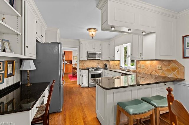 1203 Brookfield Court, High Point, NC 27262