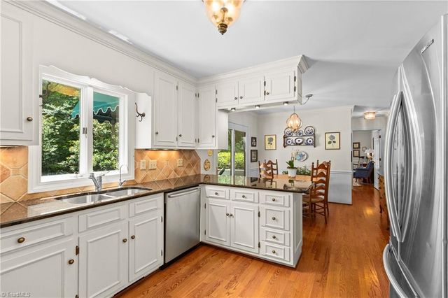1203 Brookfield Court, High Point, NC 27262