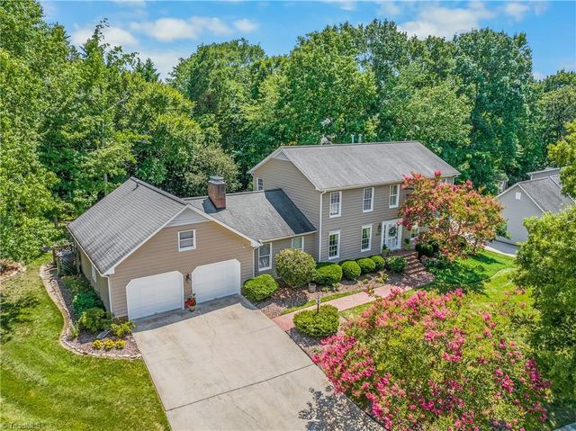 1203 Brookfield Court, High Point, NC 27262