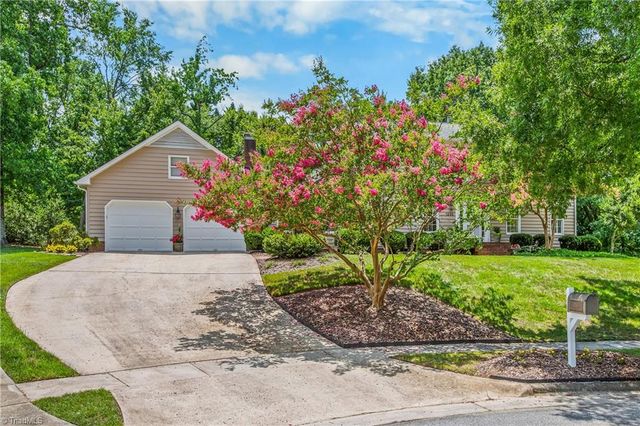 1203 Brookfield Court, High Point, NC 27262