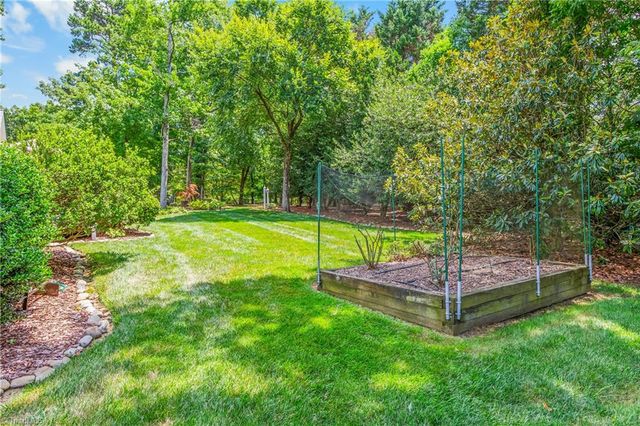 1203 Brookfield Court, High Point, NC 27262