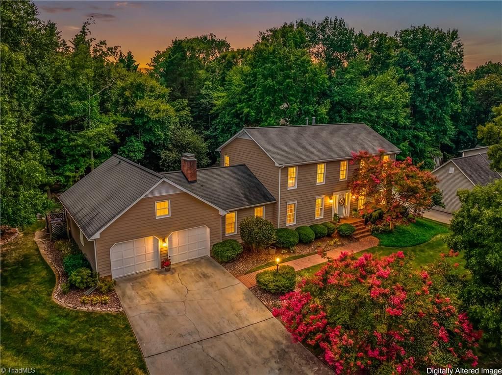 1203 Brookfield Court, High Point, NC 27262