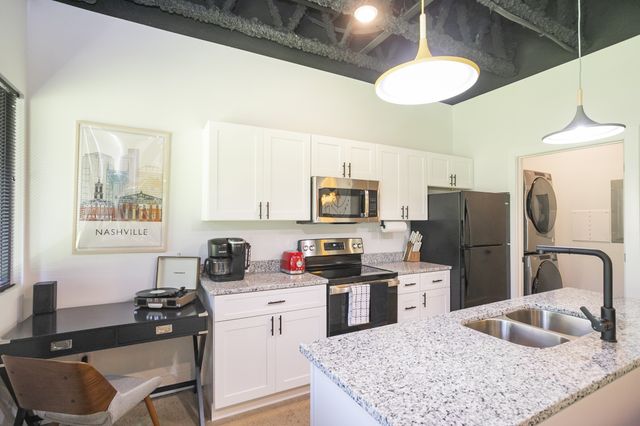 295 Plus Park Blvd Unit 110, Nashville, TN 37217
