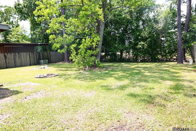 1018 Boreas Dr, Baton Rouge, LA 70816
