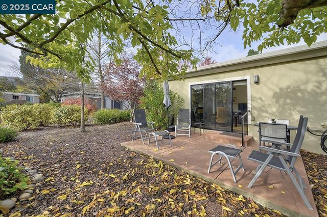 1809 Golden Rain Rd 4, Walnut Creek, CA 94595
