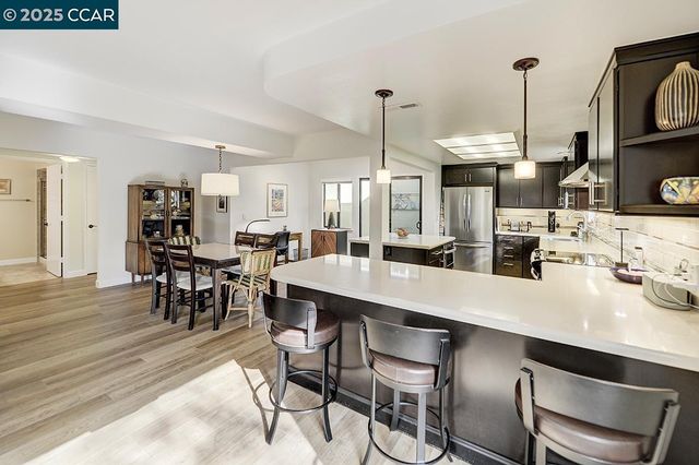 1809 Golden Rain Rd 4, Walnut Creek, CA 94595