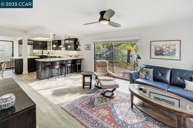 1809 Golden Rain Rd 4, Walnut Creek, CA 94595