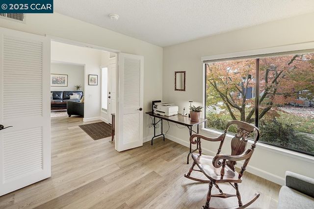 1809 Golden Rain Rd 4, Walnut Creek, CA 94595