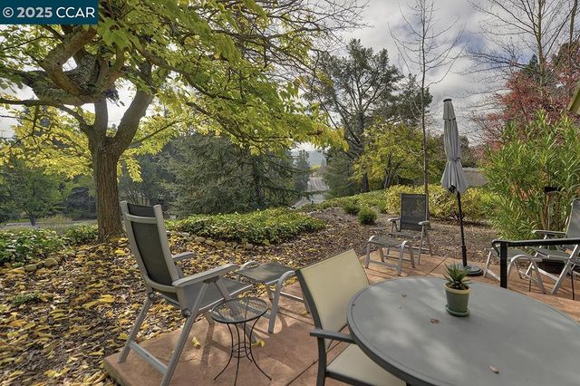 1809 Golden Rain Rd 4, Walnut Creek, CA 94595