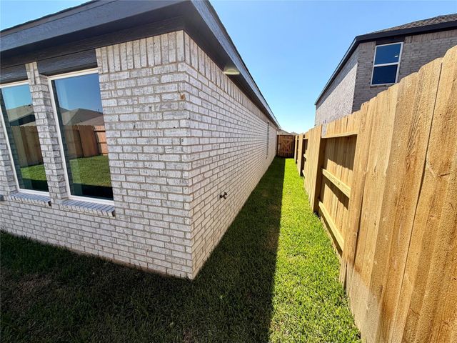 28722 Bottom Grass Trail, Hockley, TX 77447
