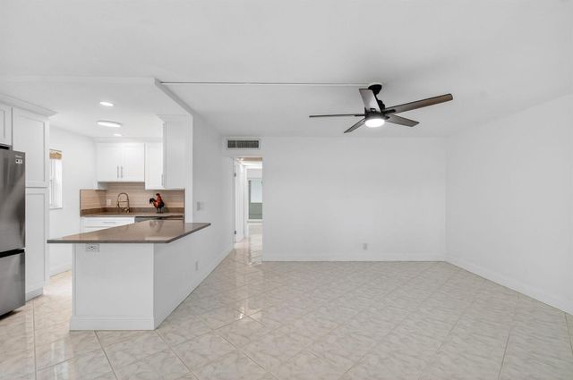 160 Tuscany C, Delray Beach, FL 33446
