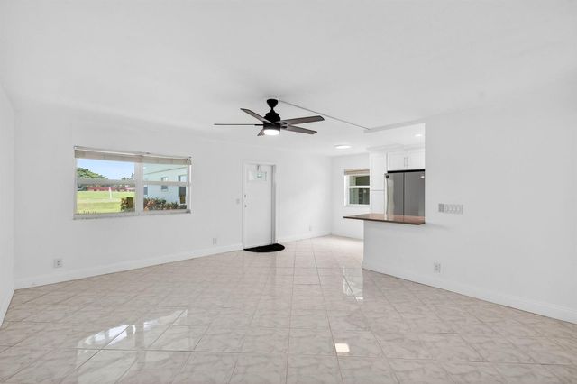 160 Tuscany C, Delray Beach, FL 33446