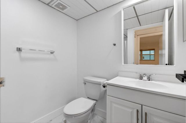 160 Tuscany C, Delray Beach, FL 33446