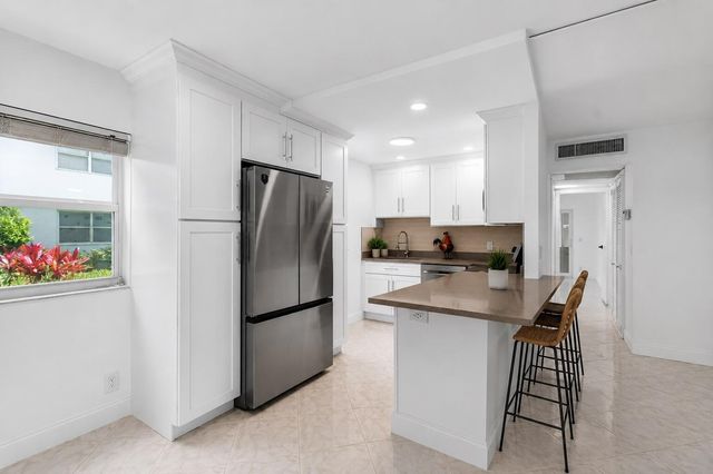 160 Tuscany C, Delray Beach, FL 33446