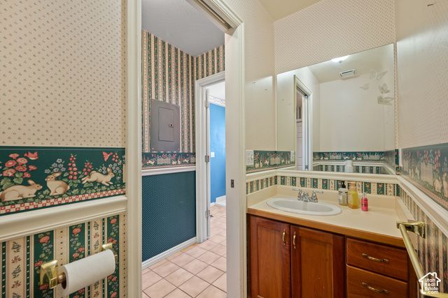 1348 E MILNE LN, Cottonwood Heights, UT 84092