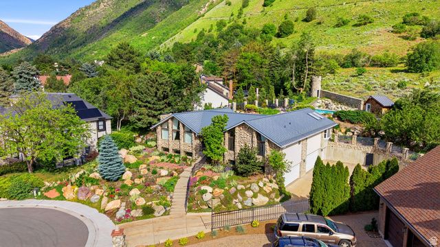 7379 S SILVER KING CIR, Cottonwood Heights, UT 84121