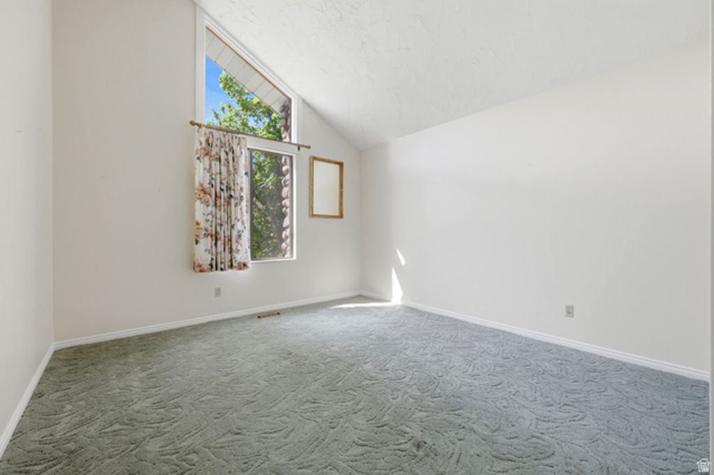 Image 41 of property listing at 7379 S SILVER KING CIR, Cottonwood Heights, UT 84121
