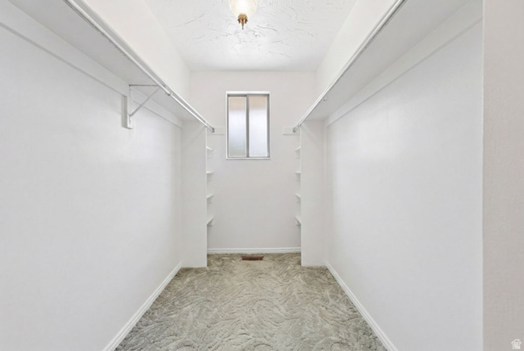 Image 47 of property listing at 7379 S SILVER KING CIR, Cottonwood Heights, UT 84121