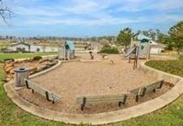 695 Wedgewood Park, Conroe, TX 77304