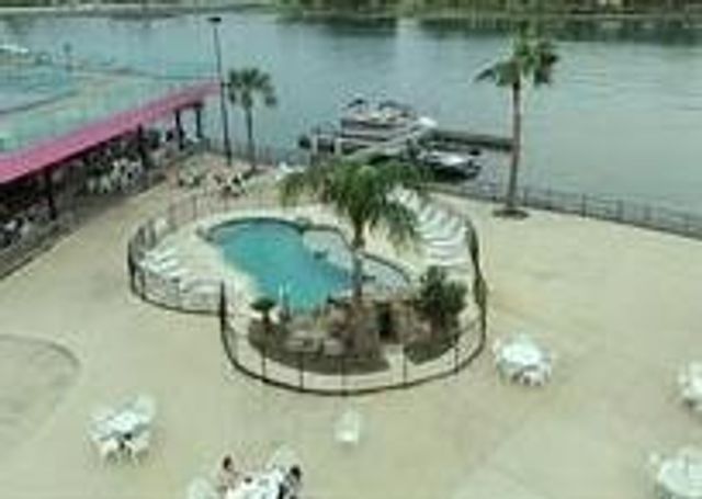 695 Wedgewood Park, Conroe, TX 77304