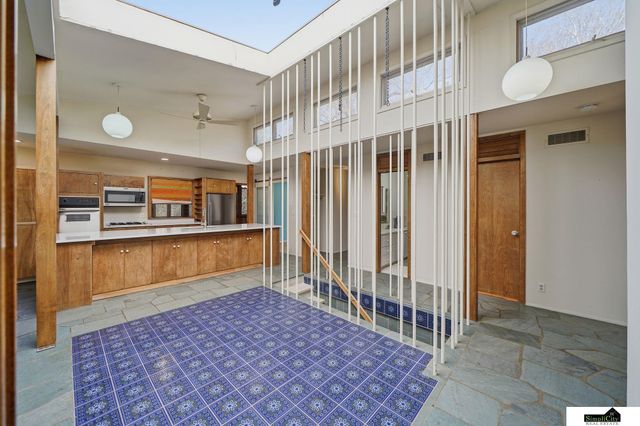 3825 S 39th Street, Lincoln, NE 68506