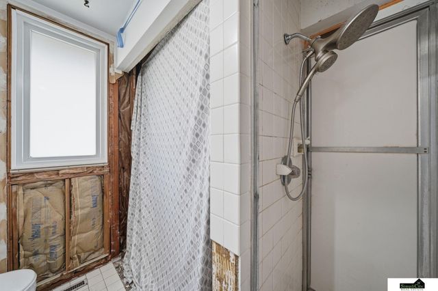 3825 S 39th Street, Lincoln, NE 68506